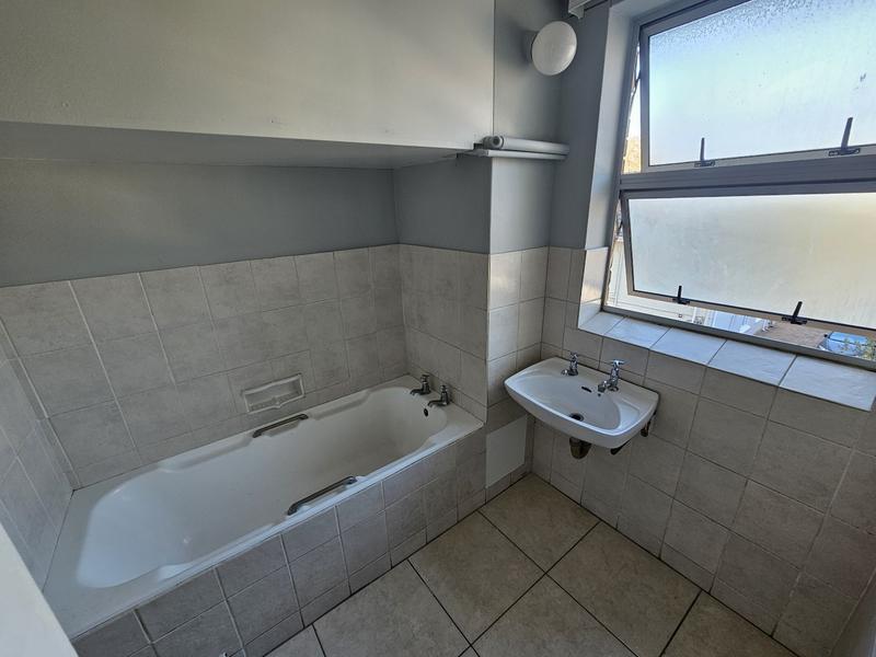 2 Bedroom Property for Sale in Rondebosch Western Cape